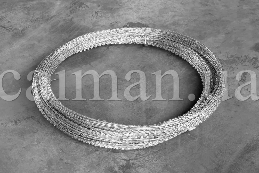 Coil of Concertina 900/7 razor wire barrier