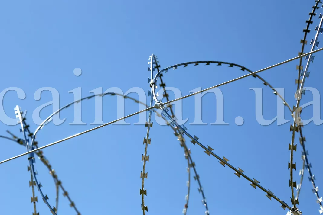 Високовуглецевий натяжний дріт та спіральне загородження Єгоза